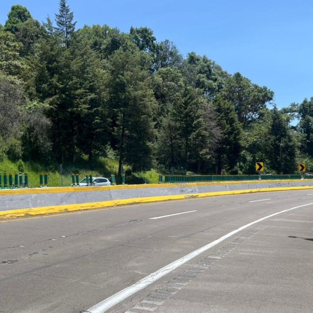 Autopista México-Cuernavaca.